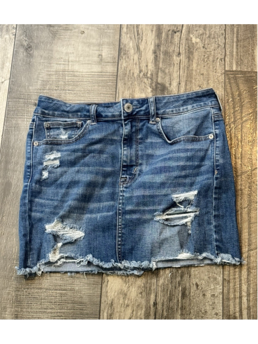 American Eagle Super Stretch Denim Hi Rise Mini Skirt 8 Medium Wash Distressed